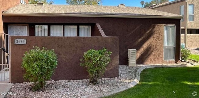Building Photo - 2675 E Silk Oak Dr Rental