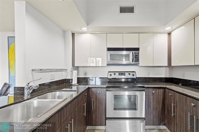 Photo - 110 N Federal Hwy Unit 1501