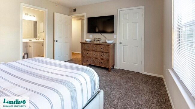 Photo - 7865 Grove Ct W Unidad 34-202