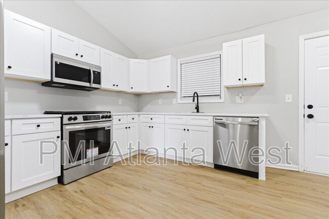 Photo - 5876 Old Wellborn Trce