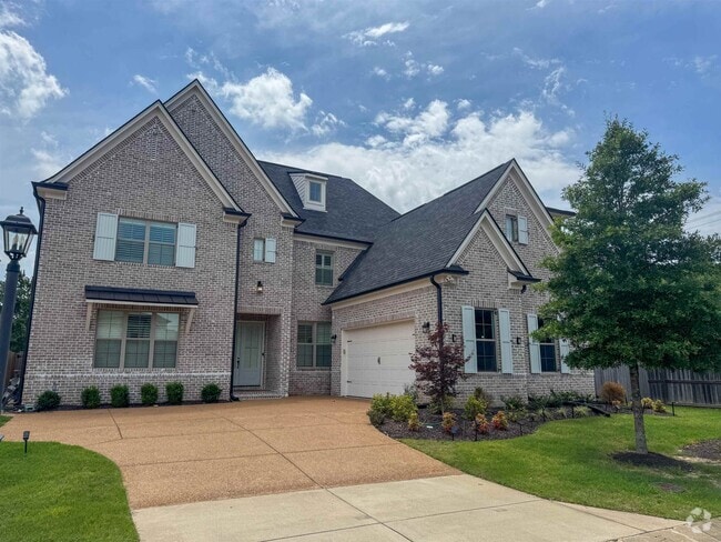 Building Photo - 669 Covington Walk Ln N Rental