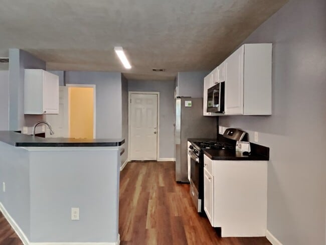 Photo - 8578 Chaletford Dr