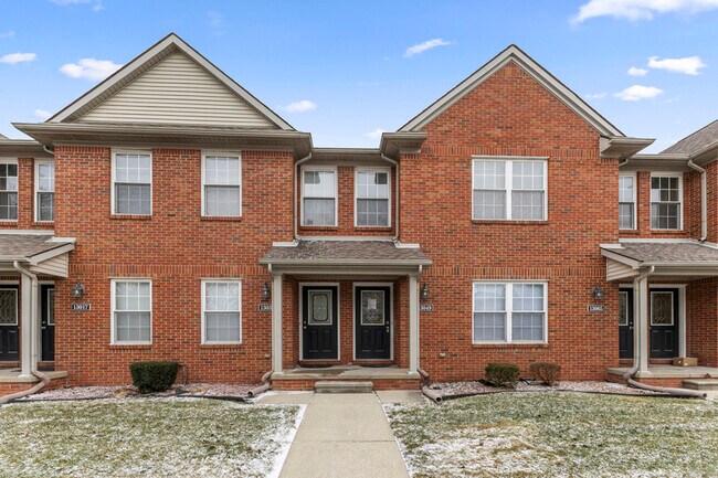 Photo - 13049 Turnberry Ct