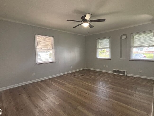 Photo - 4670 E 90th St