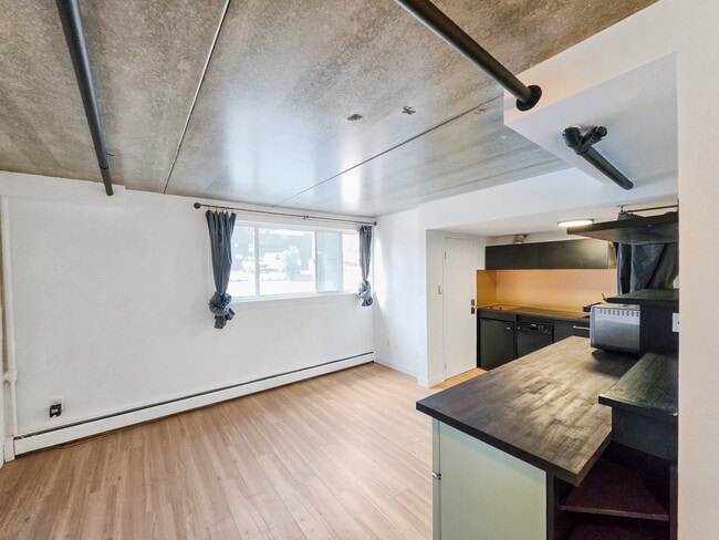 Photo - 315-39A 9a St NW Unit 104