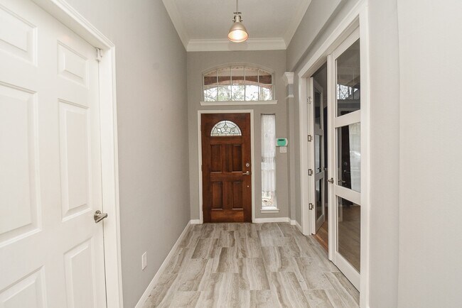 Photo - 71 N Crossed Birch Pl