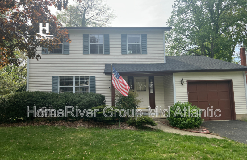 Photo - 926 Marine Dr House