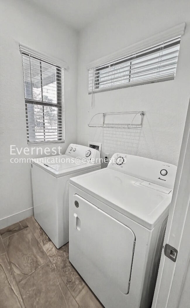 Photo - 3 Bed, 2 Bath Home with Fenced Yard & Garage / Pet-Friendly / Available Now!