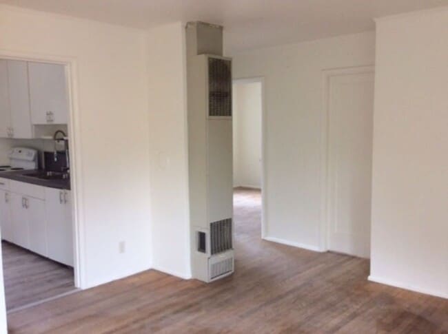 Photo - Charming 2 BDRM/1 BATH Home in Magnolia! Available Now!