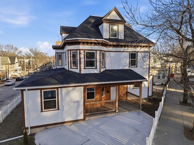 Building Photo - 438 Talbot Ave Unit 1