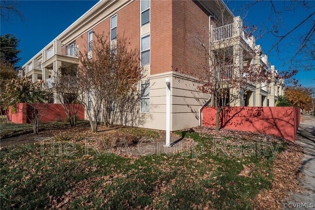 Photo - 2100 Grove Avenue Unit U 21