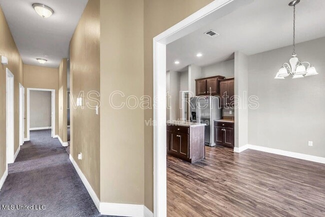 Photo - 18020 Canal Landing Dr