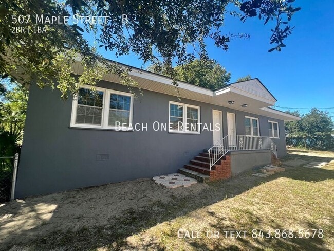 Building Photo - 507 Maple St Unit B