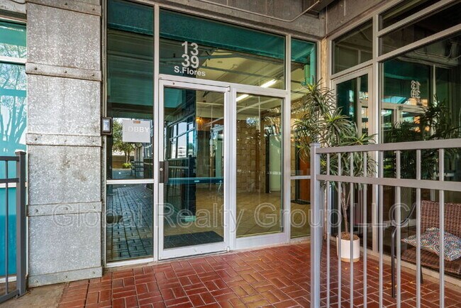 Photo - 1339 S Flores St Unit #204