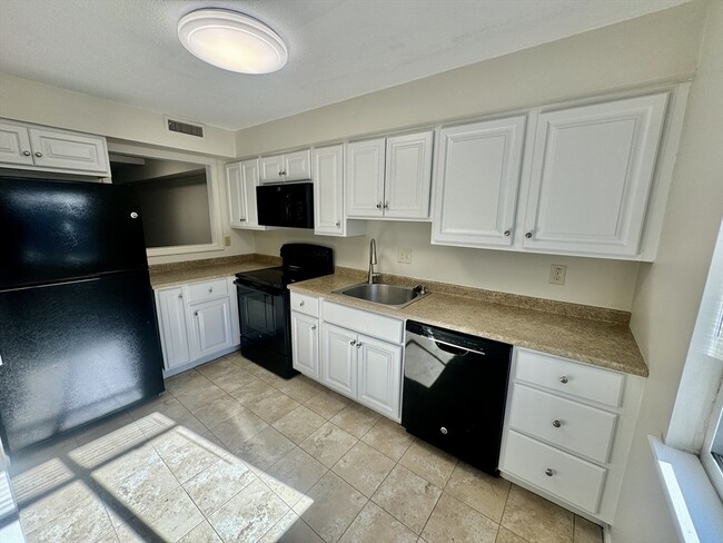 Photo - 13 Beal's Cove Rd