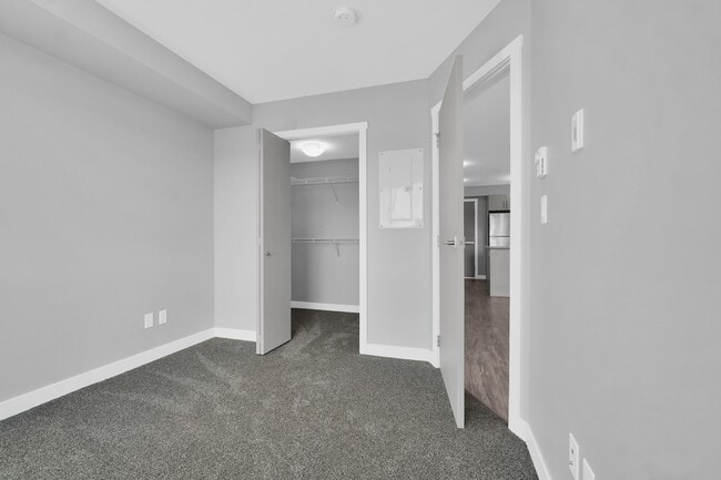 Bedroom + Closet - 728 Meaford Avenue