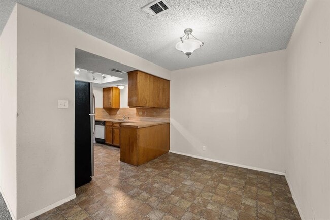 Photo - 101 Norwood Dr