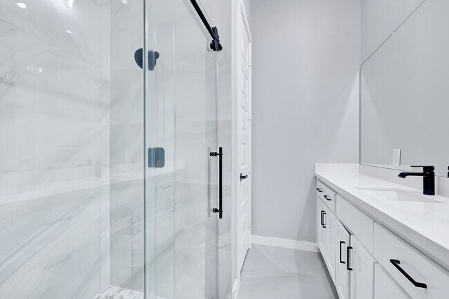 Photo - 90 Burress St