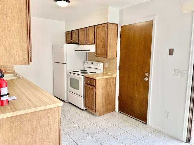 Photo - 1543-1545 Kennedy Avenue Unit 1543