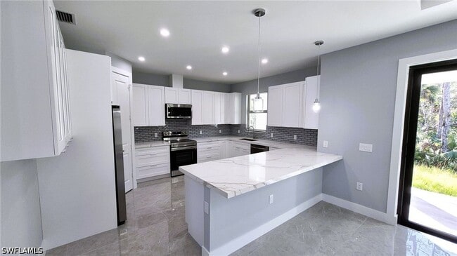 Photo - 532 41st Ave NE