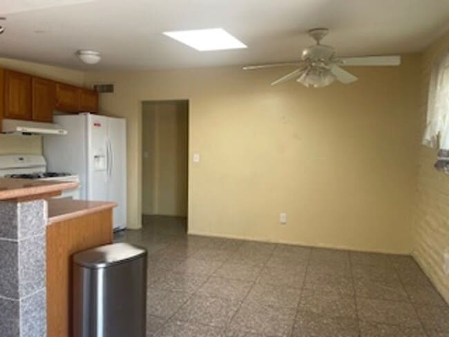 Photo - Beautiful spacious house in super location...