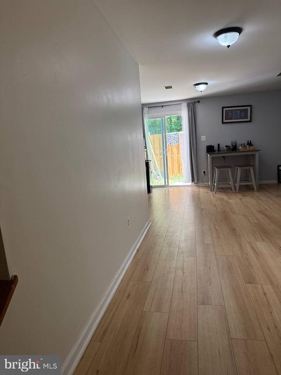 Building Photo - 17929 Milroy Dr