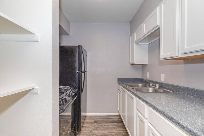 Country Oaks Apartments