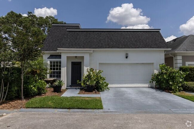 Building Photo - Furnished 2-Bed, 2-Bath Townhouse in Orlan...