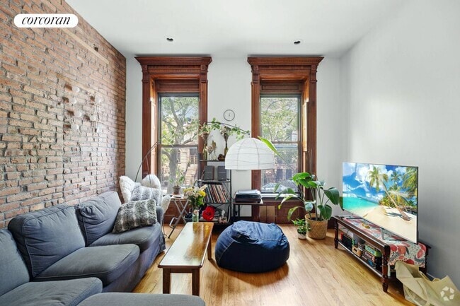 Building Photo - 494 MacDonough St Rental