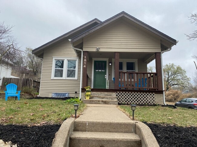 Single Family Home Available August 5th! - Single Family Home Available August 5th!