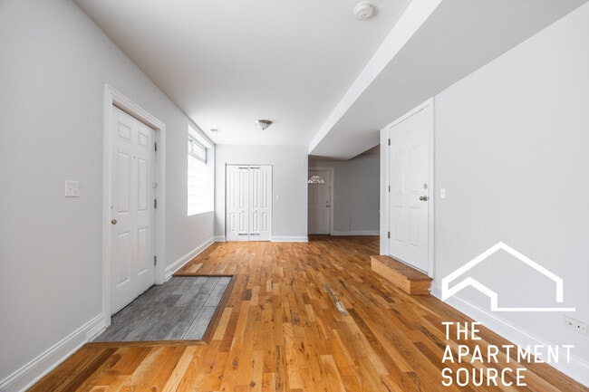 Photo - 1503 N Talman Ave Unit CH