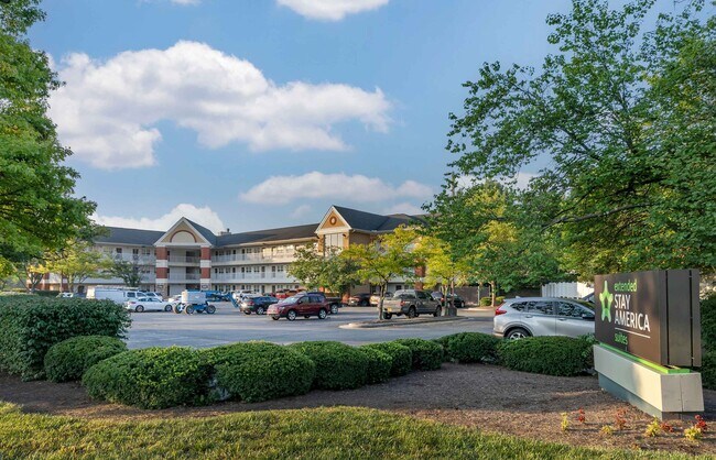 Furnished Studio-Lexington - Nicholasville Road