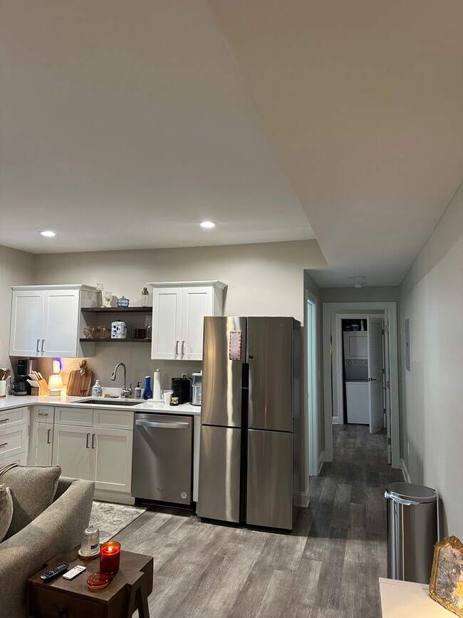 115 Elm Ave SW