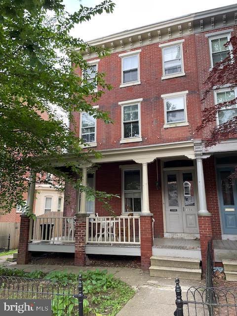 Building Photo - 318 S Walnut St Rental