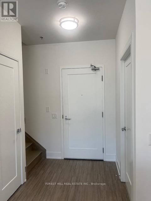 Photo - 310 Tweedsmuir Ave