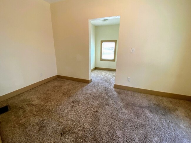 Photo - 545 Shamrock St SW Unit Apt 3