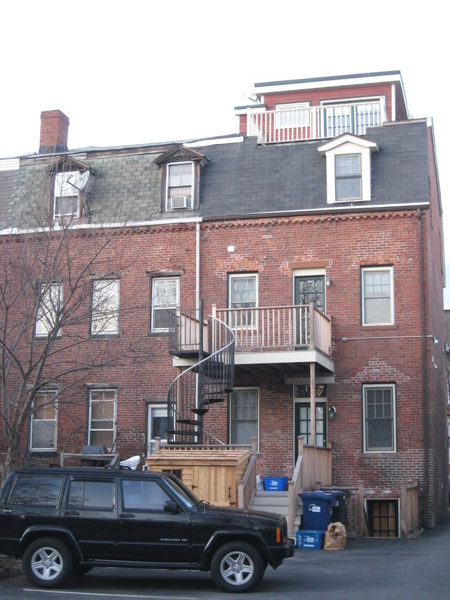 Photo - 599 E 6th St Unit 2