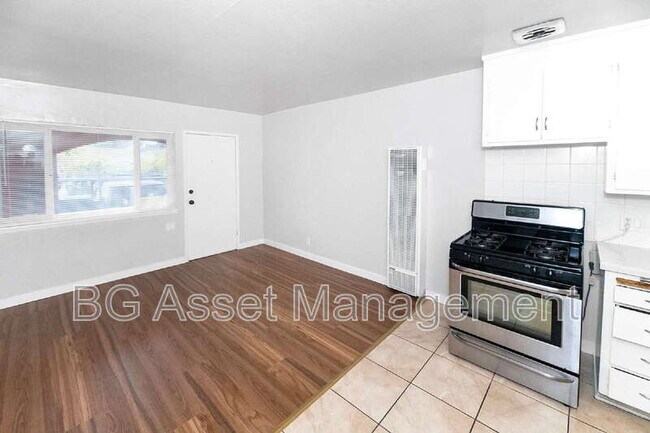 Photo - 945 S 45th St Unit C