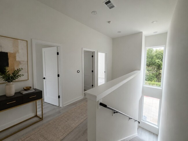 Photo - 2000 Riverside Farms Rd Unit 17101