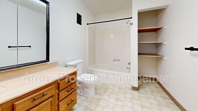 Photo - 201 E Arbor Ave