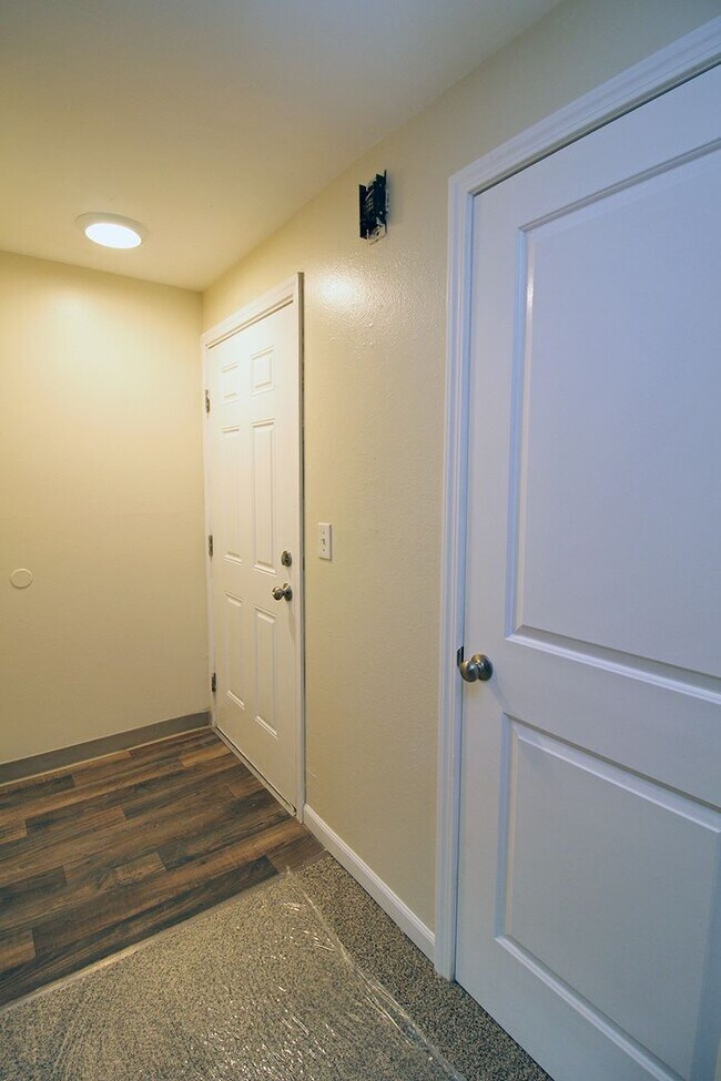 1110211130 SW 62nd Ave Apartment Unit 11120 Portland, OR