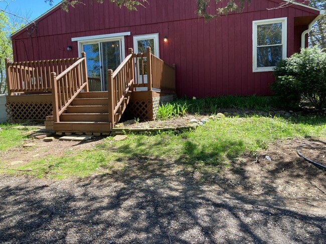 Photo - 11975 Hall Rd