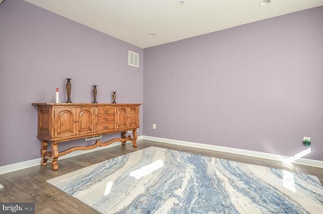 Photo - 307 Ridgemont Ave