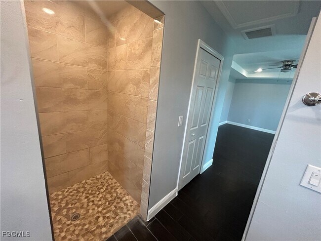 Photo - 1257 Columbus Blvd