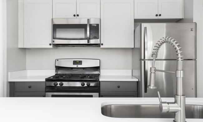 Remodeled sophisticated kitchen - Pembroke Woods