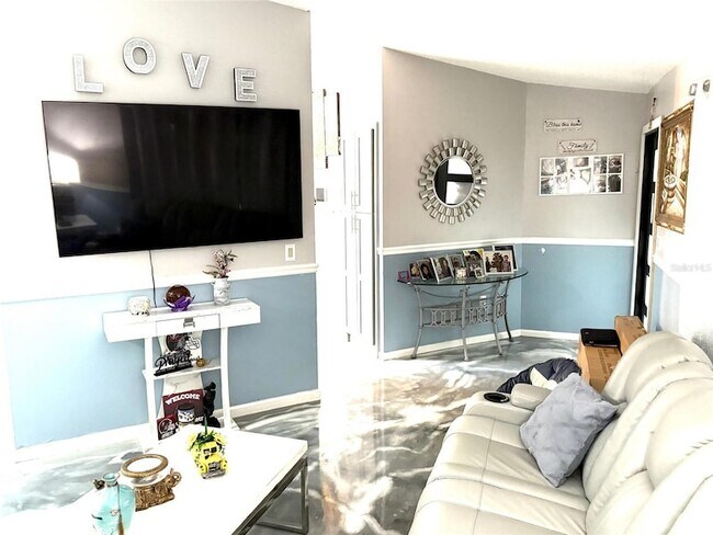 Photo - 2122 Winningway St