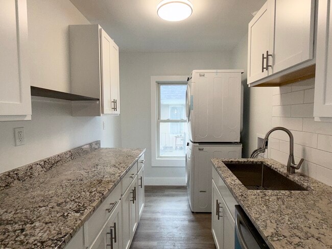 Photo - 6 Holmes St Unit 2