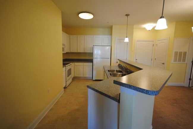 Photo - 200 Gateway Condos Dr Unidad 233