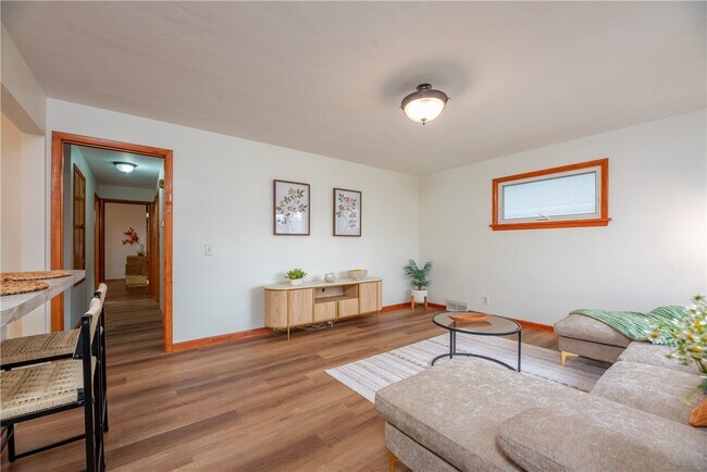 Photo - 416 W Spruce St