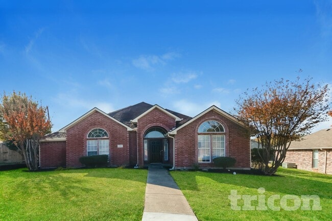 Building Photo - 6910 Montego Dr